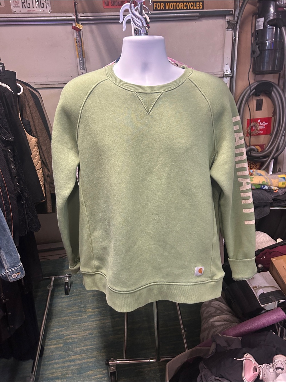 Carhartt woman’s Light Sage Green Crewneck Sweatshirt